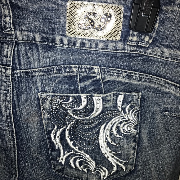 Colombian jeans. fit great in all the right places - Picture 5 of 5